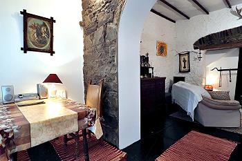 Coachhouse Cottage